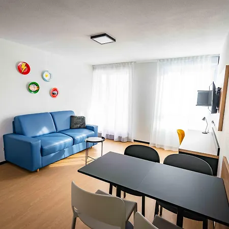 Park & Elegance Europole 아파트호텔 3*