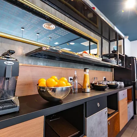 Park & Elegance Europole 3* 그르노블