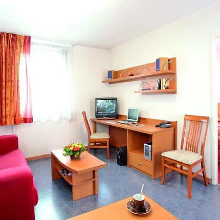 Park & Elegance Europole 아파트호텔 그르노블